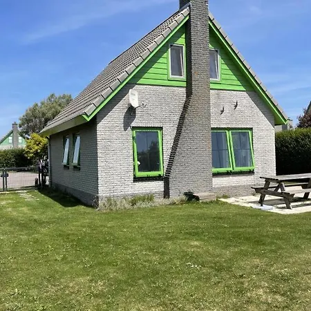 Strandparel 117 Юлианадорп